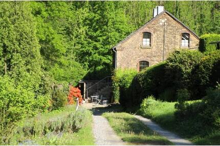 Haus Grundstück in Alleinlage - 95.000,00&nbsp;EUR Kaufpreis, ca.&nbsp; 70,00&nbsp;m&sup2; in Bucha (PLZ: 07751)