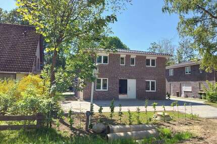 Haus zum Mieten in Hamburg 2.995,00 € 150 m²