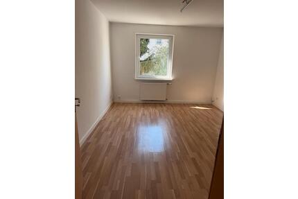 Helle 2‑Zimmer-Whg. im gepflegten MFH500 € KM Neuwied Stadt