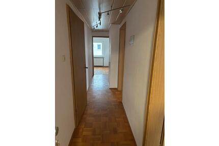 3-Zimmer DG-Wohnung zu vermieten - Vöhringen