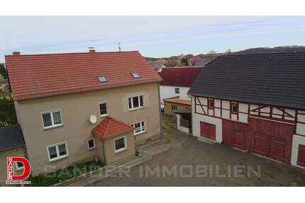Charmanter 3-Seitenhof mit 2-Familienhaus, großem Grundstück & Baulandreserve in ruhiger Lage - Frohburg Dolsenhain