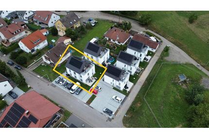 3,5 Erdgeschosswohnung mit EBK, Terrasse und Stellplatz - Bodelshausen