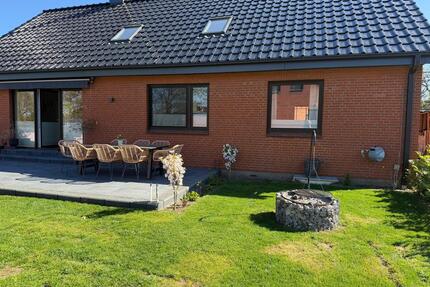 Kernsaniertes Einfamilienhaus mit Ausbaupotential & großem Keller - Schleswig