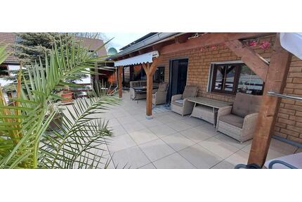 Einfamilienhaus Autark - 299.000,00&nbsp;EUR Kaufpreis, ca.&nbsp; 250,00&nbsp;m&sup2; in Bad Schmiedeberg (PLZ: 06905)