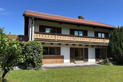 Haus zum Kaufen in Siegsdorf 787.000,00 € 160 m²
