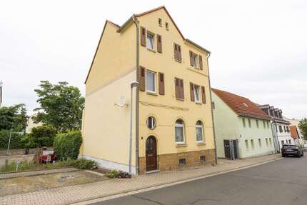 Haus zum Kaufen in Groitzsch 129.000,00 € 144 m²