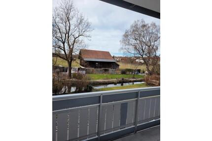 2-Zimmer-Wohnung mit Balkon in Taufkirchen.