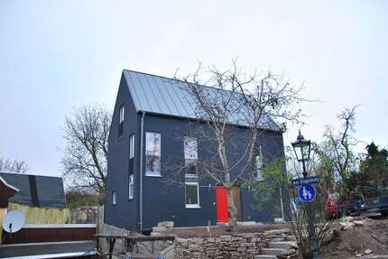 Haus zum Mieten in Dresden 1.500,00 € 148.4 m²