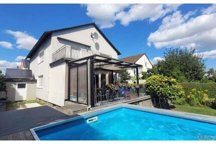 Vielseitiges Zweifamilienhaus mit viel Platz für die ganze Familie, auch mit mehreren Generationen - Dirmstein