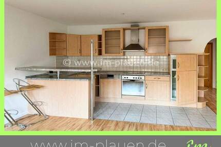 Balkon - Einbauküche - Außenstellplatz - Laminat | 2-Zimmer-Wohnung Auerbach Zentrum