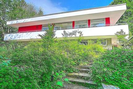 Haus zum Kaufen in Krailling 1.350.000,00 € 246 m²