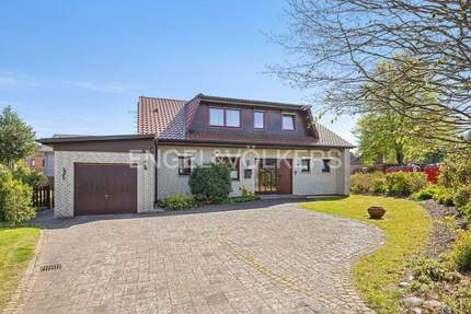 Familienfreundliches Einfamilienhaus mit modernem Komfort und idyllischem Grundstück - Delingsdorf