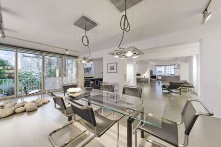Wohnung zum Kaufen in Düsseldorf 1.695.000,00 € 269 m²