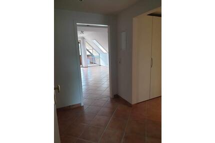 2 Zimmerwohnung mit Balkon - 550,00&nbsp;EUR Kaltmiete, ca.&nbsp; 74,00&nbsp;m&sup2; in Springe (PLZ: 31832)