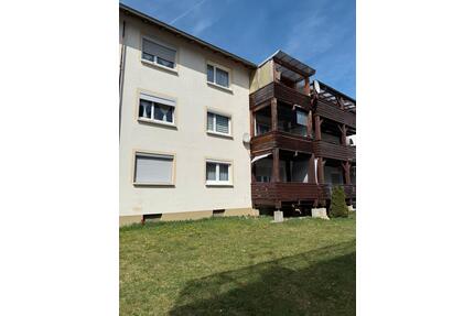 3-Zimmer-Wohnung mit Balkon, EBK, Möblierung & großem Keller - Bad Windsheim