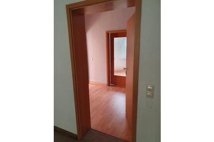 Schöne 2 Raum Wohnung - 420,00&nbsp;EUR Kaltmiete, in Lengenfeld (PLZ: 08485)