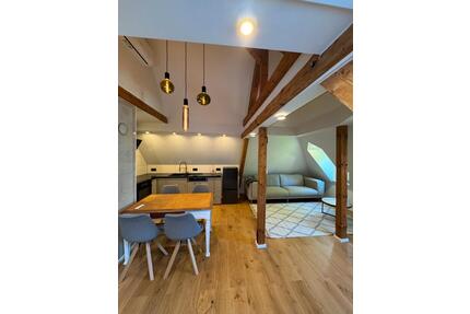 Dachgeschoss-Etagenwohnung - 1.250,00&nbsp;EUR Kaltmiete, ca.&nbsp; 78,00&nbsp;m&sup2; in Aachen (PLZ: 52062) Aachen-Mitte