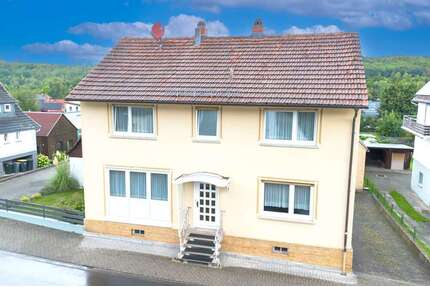 Haus zum Kaufen in Hirzenhain 249.000,00 € 152 m²