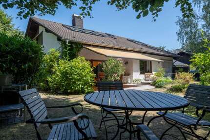 Haus zum Kaufen in Sankt Ingbert 579.000,00 € 198 m²