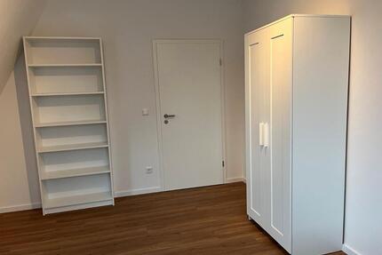 Renovated 6‑Person Flat – All-Inclusive + High-Speed WiFi - Nürnberg Almoshof