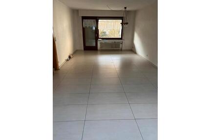 Haus zu Verkaufen Rheinhaus - 390.000,00&nbsp;EUR Kaufpreis, ca.&nbsp; 110,00&nbsp;m&sup2; in Niederkassel (PLZ: 53859)