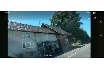 Fachwerkhaus mit Nebengebäuden und großem Grundstück zu verkaufen - Alsfeld