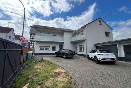 Haus zum Kaufen in Hasselroth-Niedermittlau 499.000,00 € 345 m²