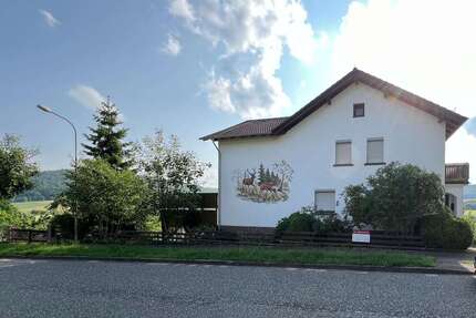 Haus zum Kaufen in Haina 265.000,00 € 200 m²
