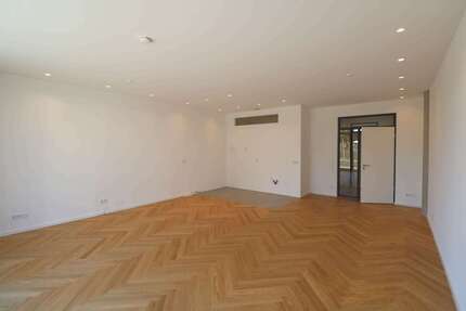 Wohnung zum Mieten in Augsburg 1.360,00 € 77.7 m²
