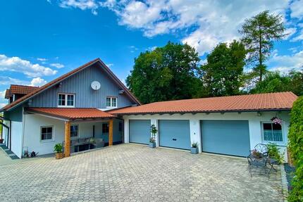 Vielseitiges Einfamilienhaus mit zwei Wohneinheiten - Gerzen