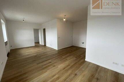Erstbezug! TOP modernes Apartment Nr. 1 in Randlage von Kitzingen