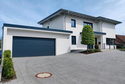 Ferienwohnung in ruhiger Lage mit Freisitz - Hohentengen