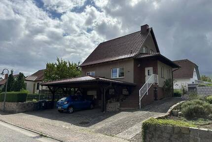 Einfamilienhaus mit Südterrasse und Einliegerwohnung im idyllischen Wohngebiet unweit der Müritz (ca. 500 m) - Röbel/Müritz
