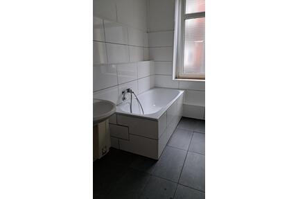 MFH zu verkaufen - 765.000,00&nbsp;EUR Kaufpreis, ca.&nbsp; 652,00&nbsp;m&sup2; in Gelsenkirchen (PLZ: 45886) Ückendorf