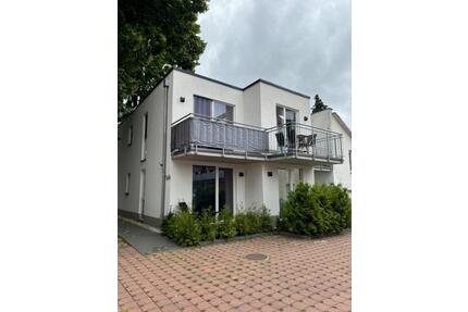 Freundliche 2 Zimmer Wohnung mit Balkon - Göttingen Grone