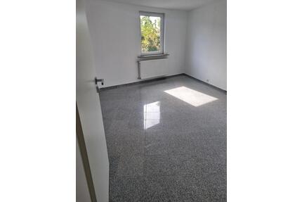 Vermietung Wohnung - 950,00&nbsp;EUR Kaltmiete, ca.&nbsp; 90,00&nbsp;m&sup2; in Worms (PLZ: 67547)