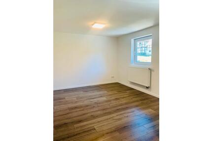 WG-Zimmer in saniertem Altbau - 350,00&nbsp;EUR Kaltmiete, ca.&nbsp; 90,00&nbsp;m&sup2; in Hann. Münden (PLZ: 34346)