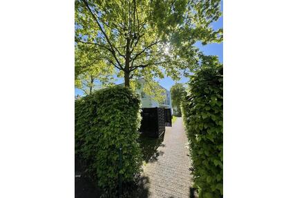 Exklusives Wohnen im Grünen in BESTLAGE: Stilvolle 3-Zimmer-Wohnung mit Terrasse in Bonn