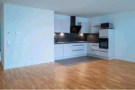 Neuwertige Wohnung, 2,5 Zimmer, 80m², Zentrum Bergisch Gladbach