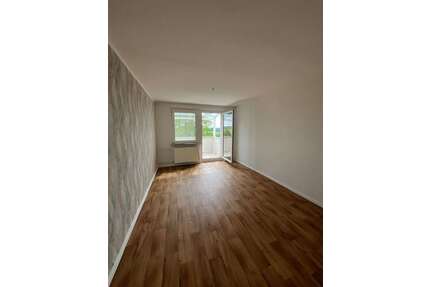 Wohnung zum Mieten in Glauchau 350,00 € 57.29 m²