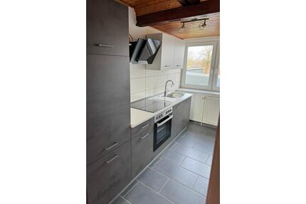 2 Zimmer Wohnung (79m2) im 1. Obergeschoss - zentral in Schwesing - Husum