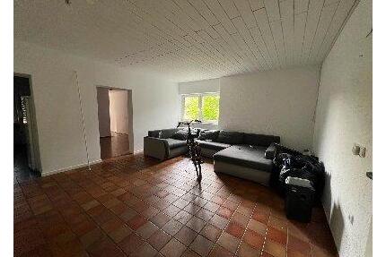 Schwalbach-Elm große Wohnung mit Terrasse