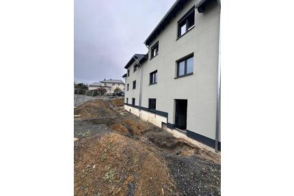 Erstbezug: Doppelhaushälfte mit Garten, Terrasse & 2 Stellplätzen - Königswinter