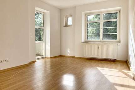 Wohnung zum Kaufen in Chemnitz 78.500,00 € 67.27 m²