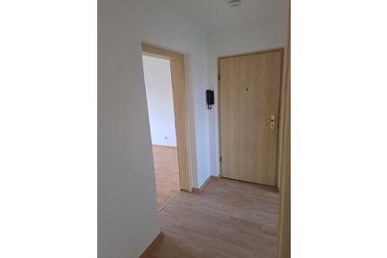 Helle 3RW mit Balkon und Blick ins Grüne - Kamenz