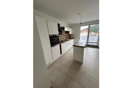 helle 3-Zimmer Wohnung in Regenstauf