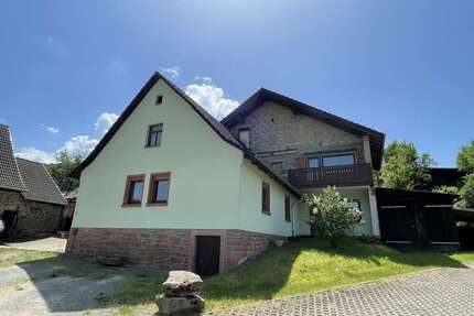 Haus zum Kaufen in Altenbuch 189.000,00 € 165 m²