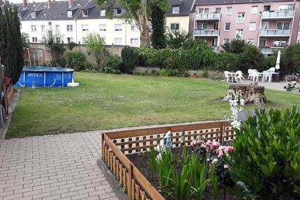 große unrenovierte Wohnung im EG mit Gartennutzung im gepfle. MFH - Gelsenkirchen Gelsenkirchen-Mitte