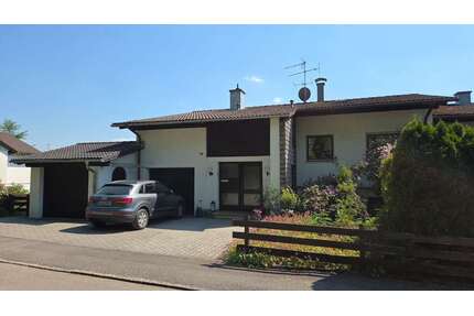 Haus zum Kaufen in Traunreut 770.000,00 € 175 m²
