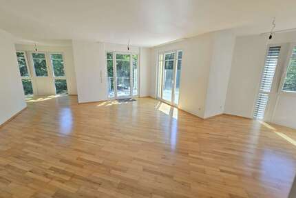 Wohnung zum Mieten in Fürth 1.349,00 € 116.18 m²